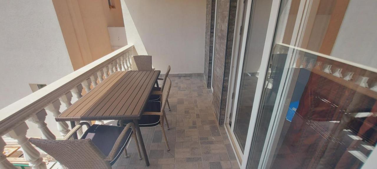 Apartmani Andrija Živogošće Exterior foto